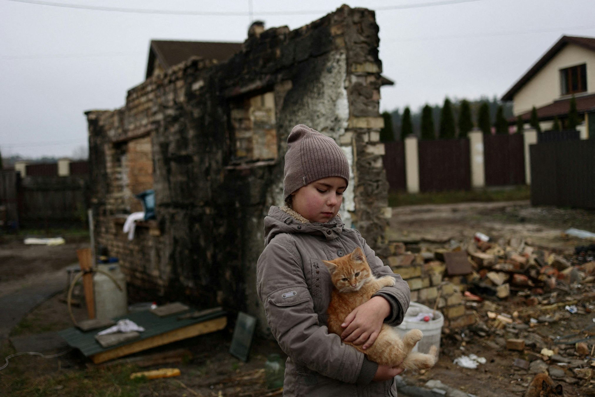 During Ukraine's rolling blackouts, candles and 'faith in ourselves' become  latest weapons