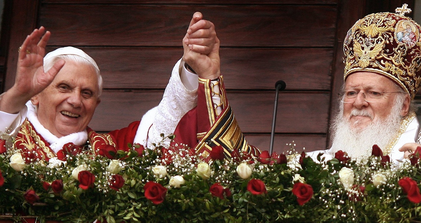 Pope Benedict XVI and Ecumenical Patriarch Bartholomew of Constantinople greet the faithful from the balcony of the Ecumenical Patriarchate in Istanbul, Turkey, Nov. 30, 2006. (CNS photo/Kai Pfaffenbach, Reuters)