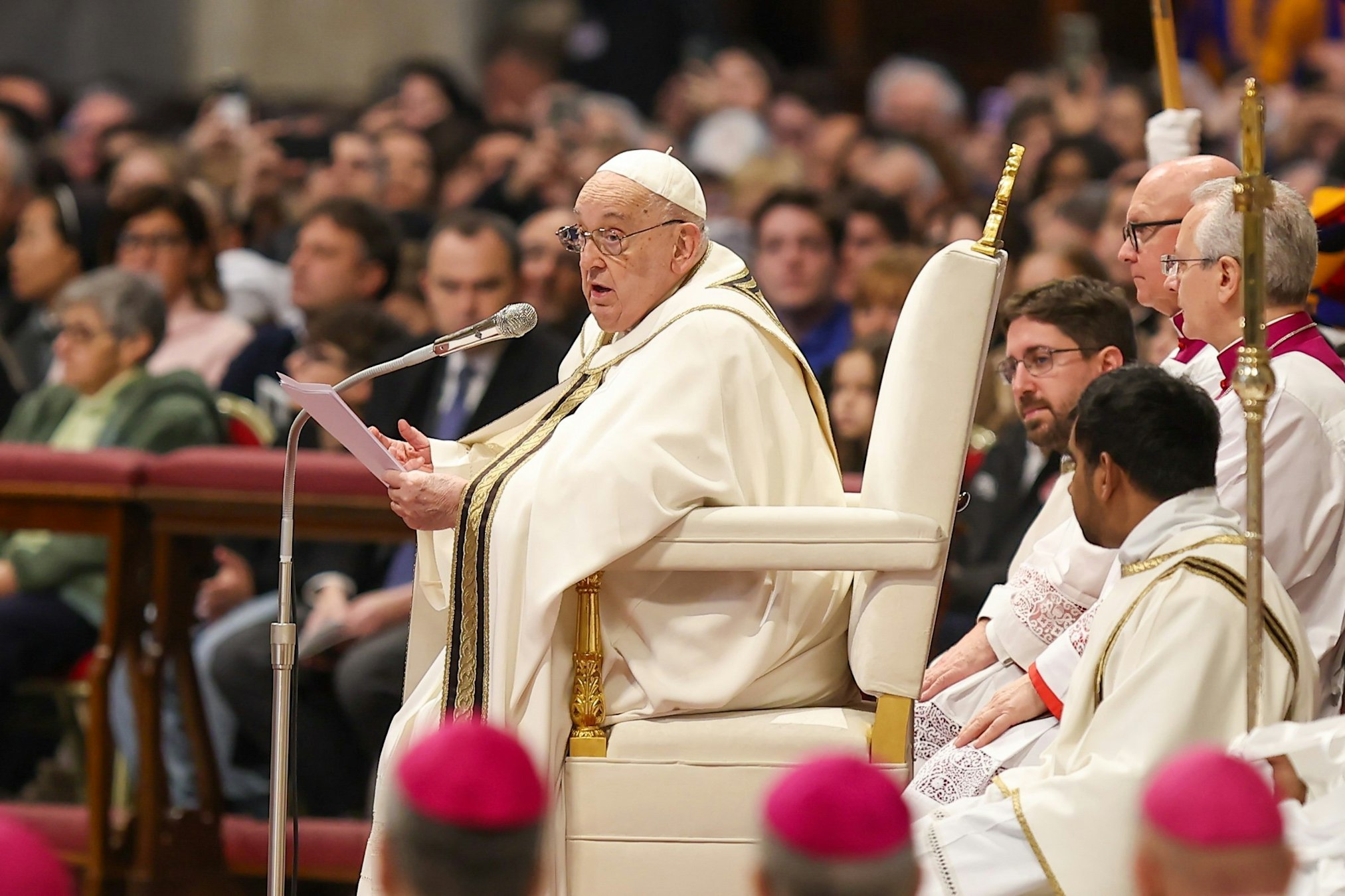 God does not reject, anyone, pope says on feast of Epiphany