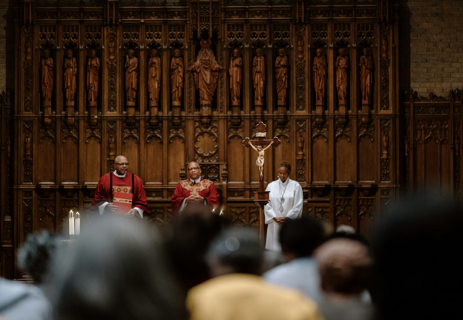 Father John McKenzie, a solidarity priest at Christ the King Parish and School in northwest Detroit, celebrates Mass for conference participants in the seminary chapel.