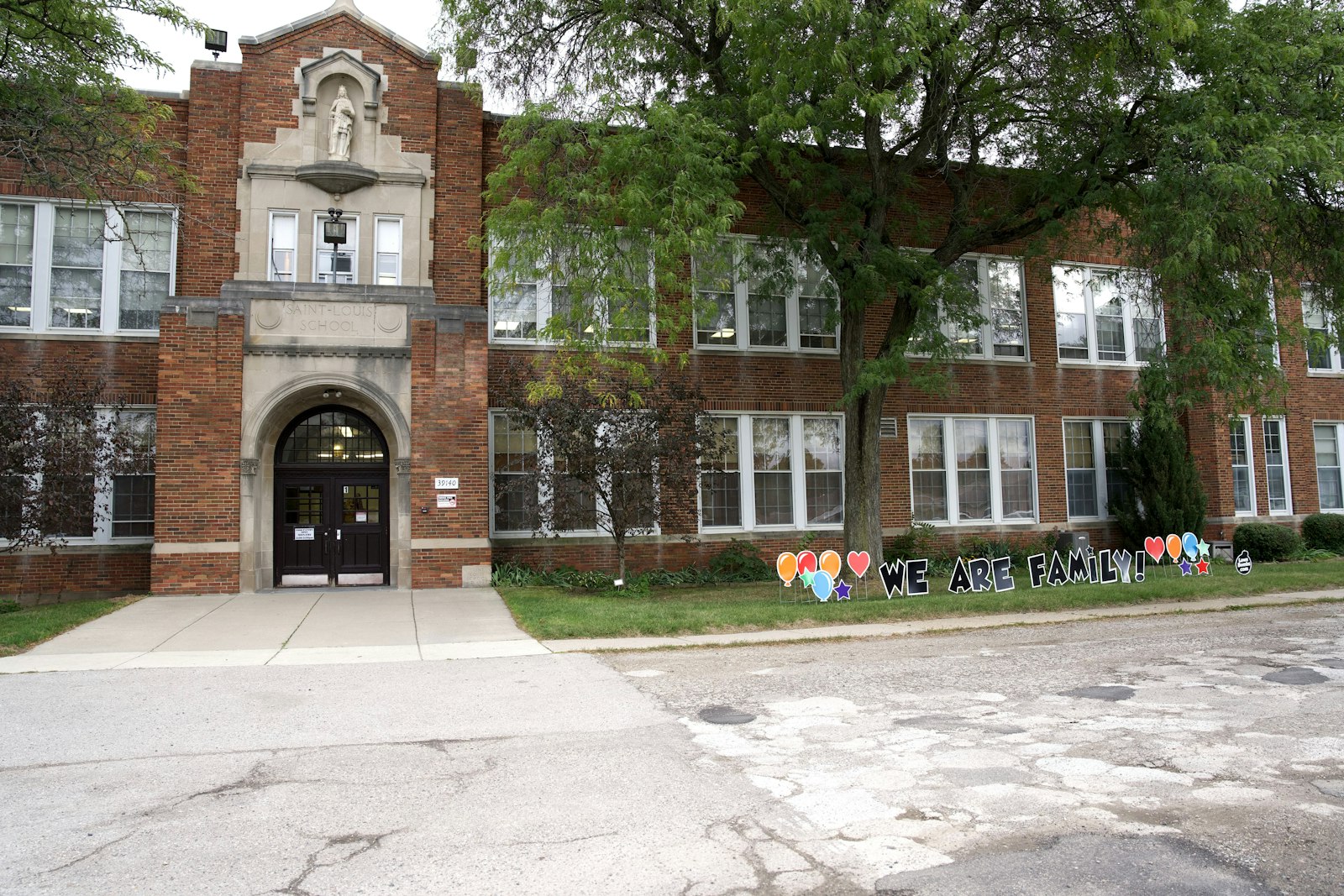 The school building has not housed classes since the 1970s, but had been kept up for auxiliary uses for the parish. Hosting a religious education program at the school gives public school students "a school to call their own," Fr. Maksym said.