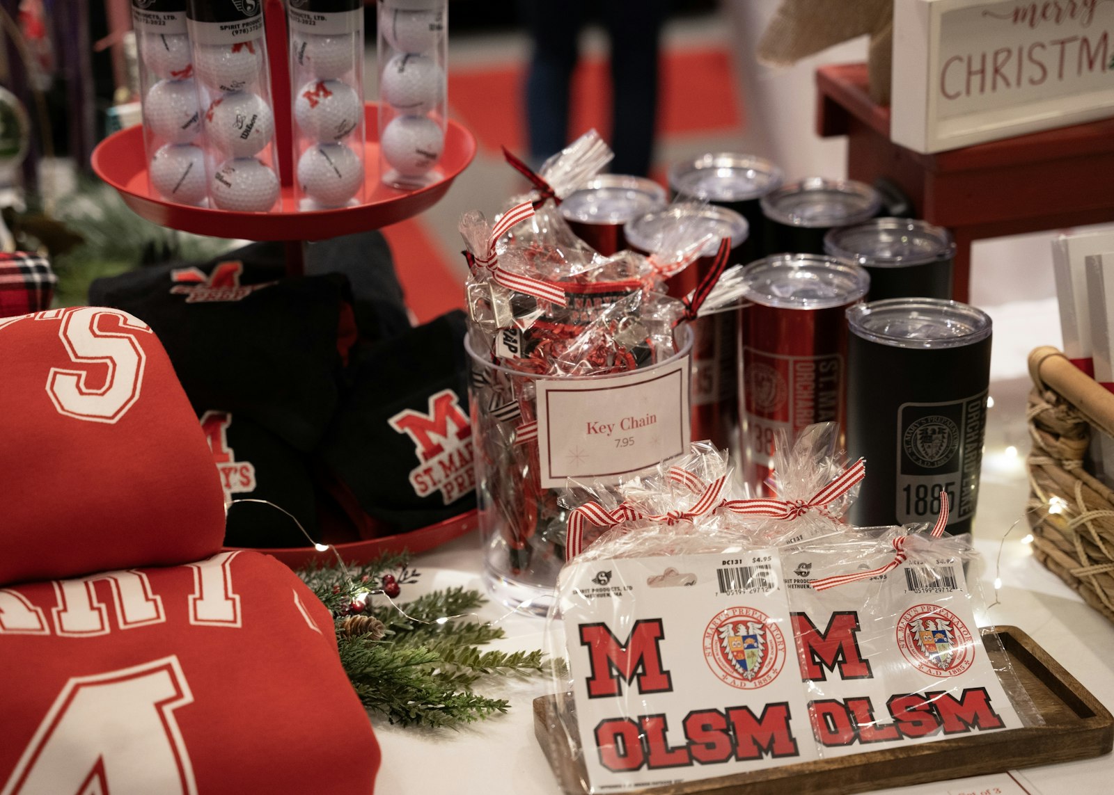 The Christmas market included St. Mary's Preparatory merchandise, festive decorations, homemade goods and holiday fare. (Gabriella Patti | Detroit Catholic)