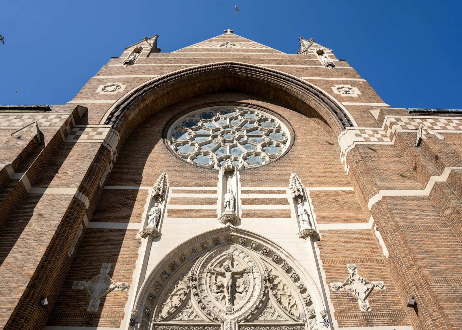 Founded in 1907 by Polish immigrants drawn to Detroit by the auto industry, the current edifice was constructed in 1928, built by parishioners as a testament to the faith and entrusted to the protection of St. Florian, a third century saint and patron of firefighters, chimney sweeps and the modern nation of Poland.