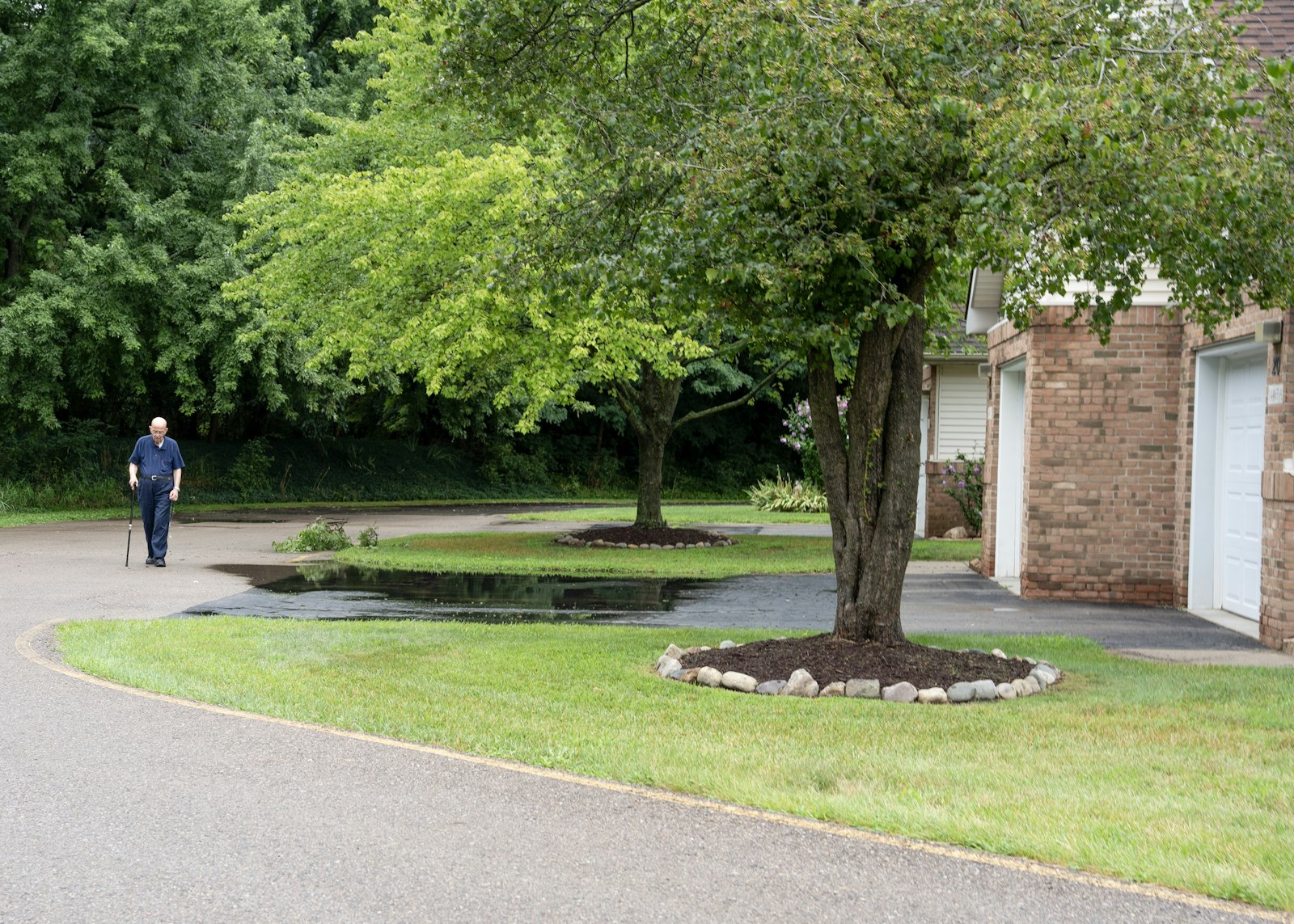 Each priest has his own single-level apartment with an attached garage. Maintenance and housekeeping are provided, and a community dinner is served five days a week. Over the last several years, apartments have been renovated with granite counters, walk-in showers and vinyl wood floors.