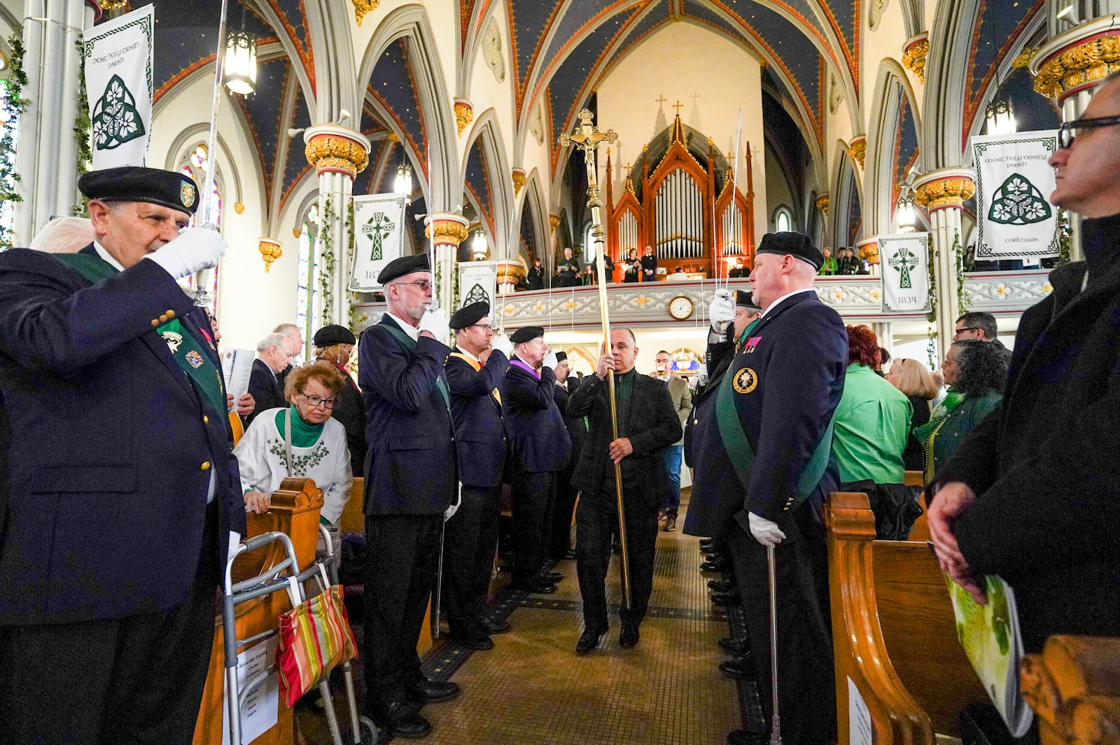 Una de las celebraciones católicas más antiguas de la ciudad, la Misa del Día de San Patricio en Most Holy Trinity se remonta a la fundación de la parroquia por inmigrantes irlandeses en la década de 1830.