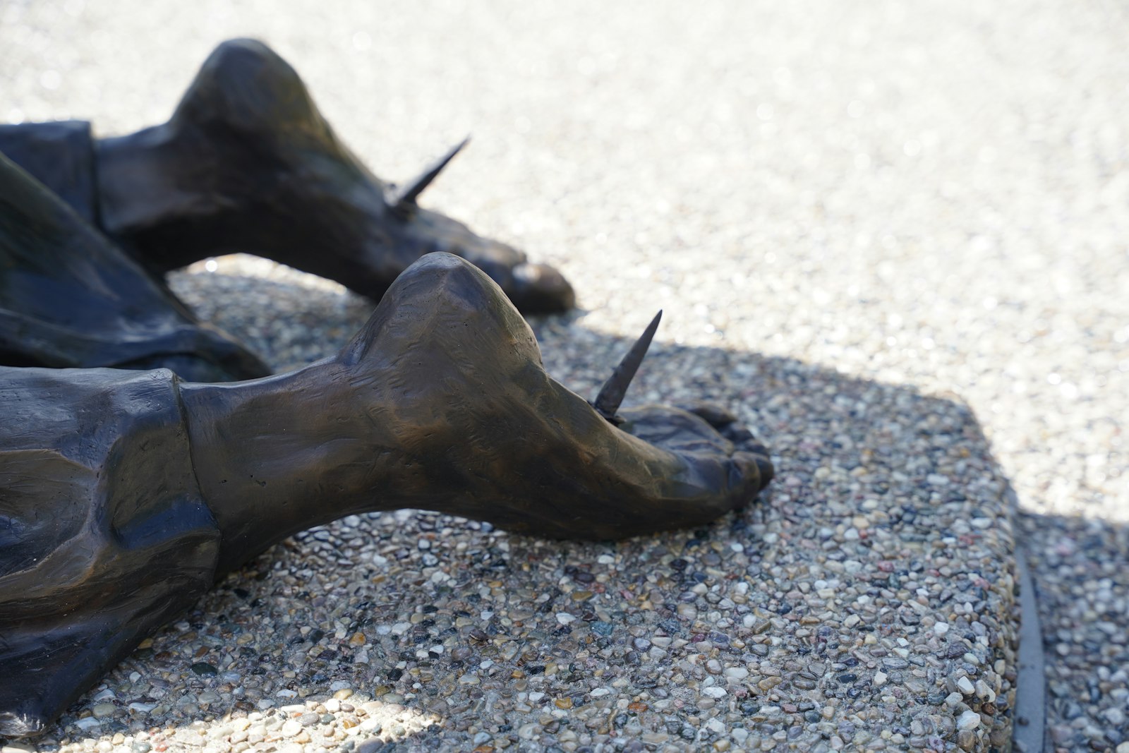 Una estatua que es diferente. De acuerdo con el P. Martínez es un cambio de rumbo de la más común, "birdbath St. Francis".