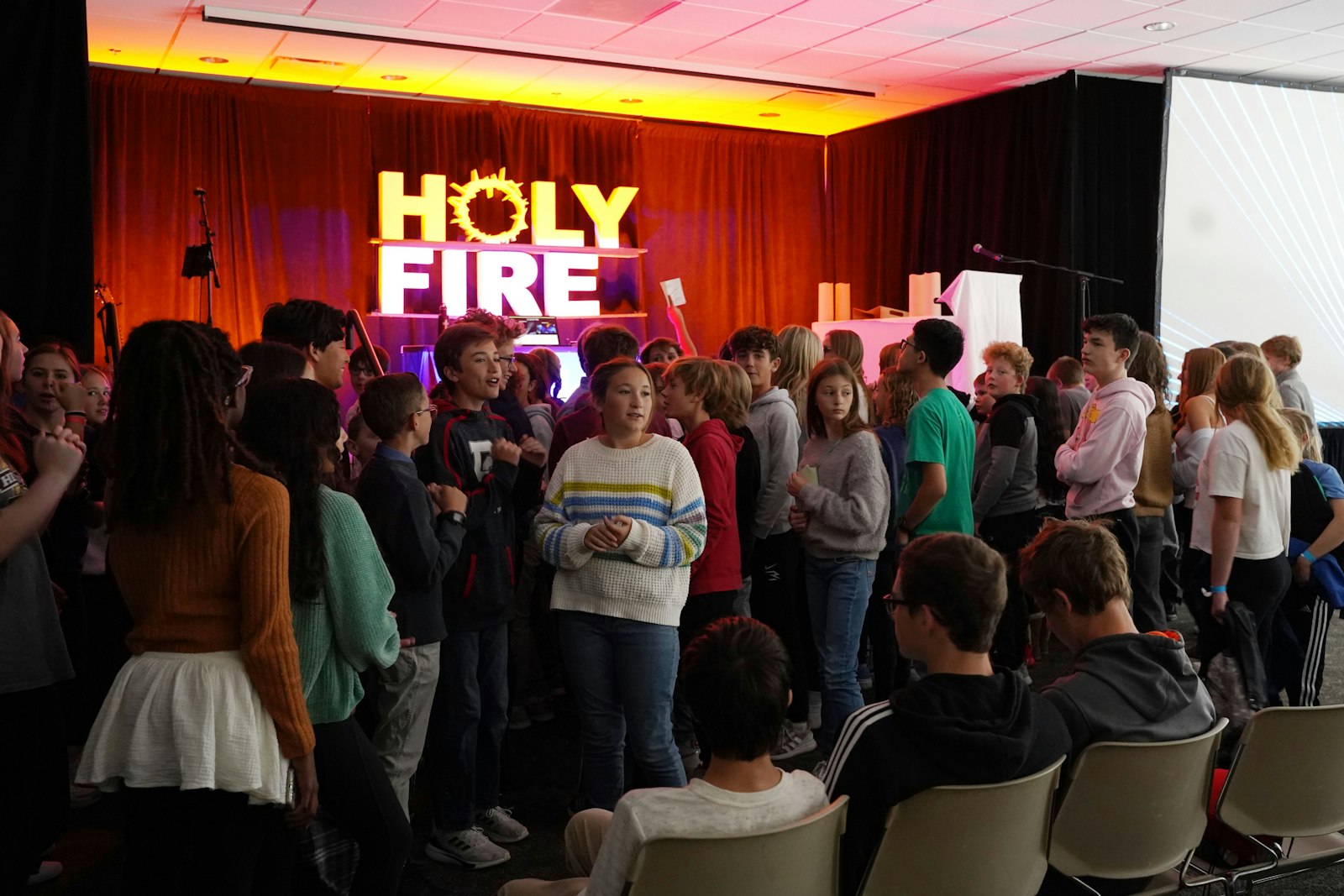 Catholic hip-hop artist Joe Melendrez performed before the “God pit” during the Holy Fire conference. During Melendrez’s dynamic preaching, the Catholic hip-hop artist explained that he started to embrace his identity in Christ as a teenager.