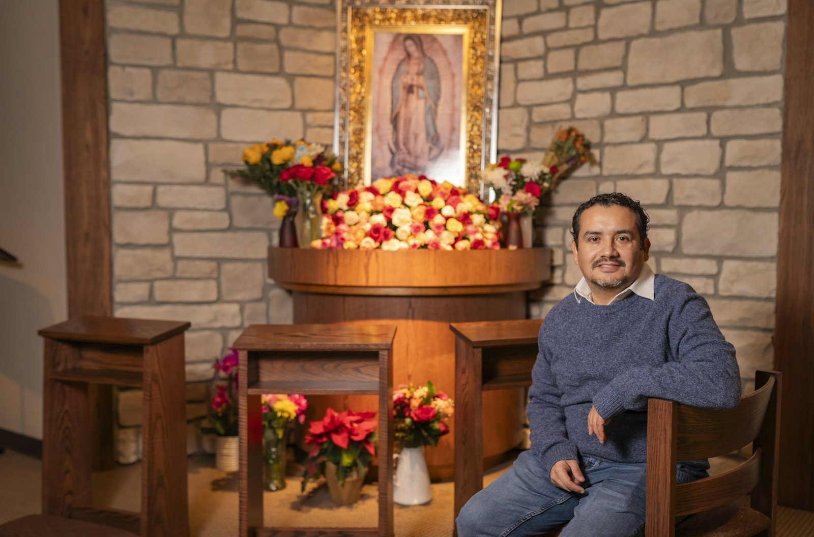 In participating in the Reach More program, Javier Diaz, 38, took himself out of his comfort zone.
“I’m not an extrovert. For me, it was easy to talk about God with close friends from church, but outside of there, I was not able to approach anybody,” Diaz said. “I always had the idea and motivation to do something else; I just didn’t know how to do that.”