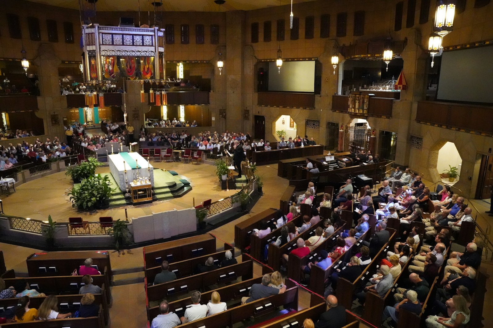 National Shrine of the Little Flower Basilica in Royal Oak filled up for Bishop Barron’s “Live at the Basilica” event. Bishop Barron spoke about how devotion to St. Therese of Lisieux grew recently after her death. St. Therese was canonized in 1925, one year before the National Shrine of the Little Flower was erected as a parish in her honor.