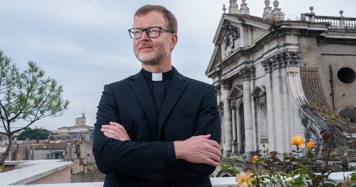 O especialista em abuso, padre Hans Zollner, analisa o estado da crise na igreja hoje