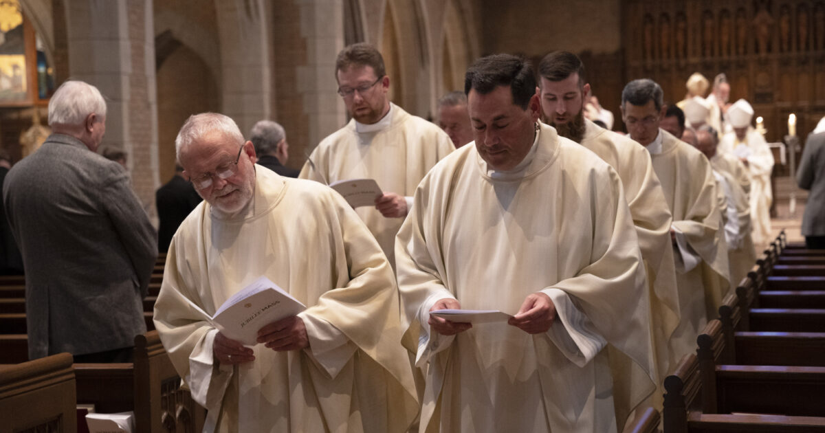 Thank you, Fathers: 44 priest jubilarians celebrate combined 1,971 years in ministry