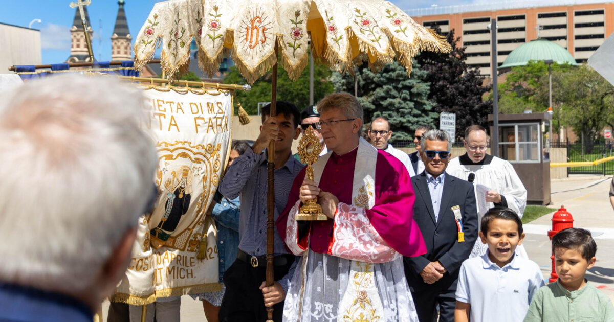 Santa Fara relic in Detroit – Detroit Catholic